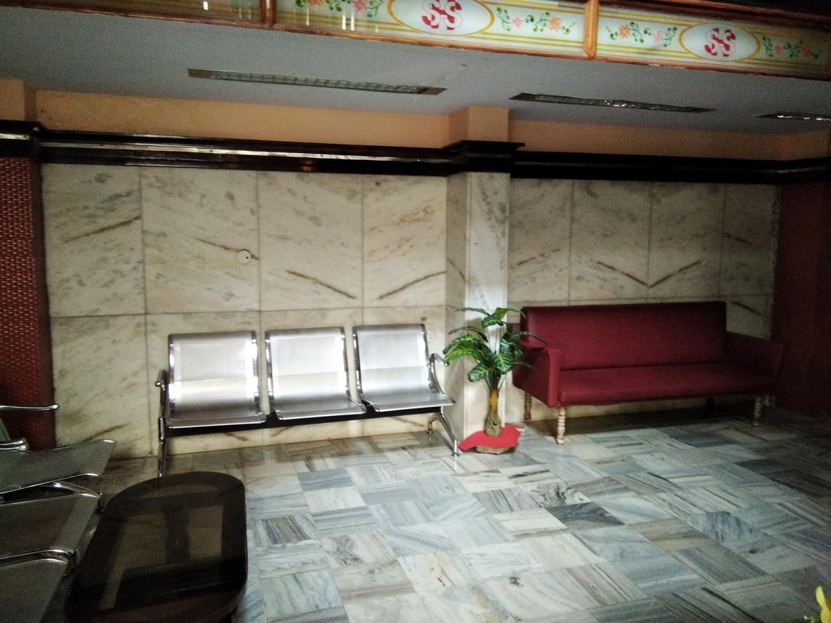 Hotel Sanman Lodge シモガ エクステリア 写真